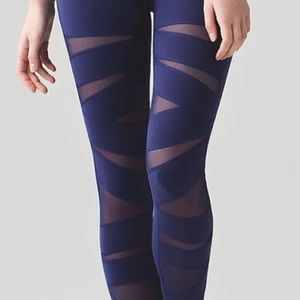 Lululemon Wunder Under High Rise Tech Mesh Tight Hero black. Size 6